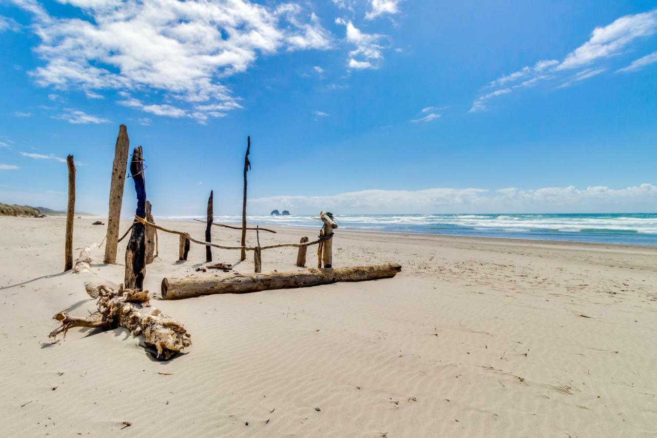 Villa Calm Waters Rockaway Beach Exterior foto